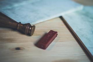 Kézzel írott levél az újszülöttnek